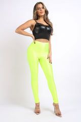 High Waisted shiny nylon leggings in Plus Size