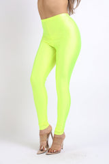 High Waisted shiny nylon leggings in Plus Size