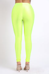 High Waisted shiny nylon leggings in Plus Size