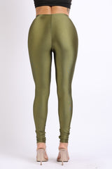 High Waisted shiny nylon leggings in Plus Size