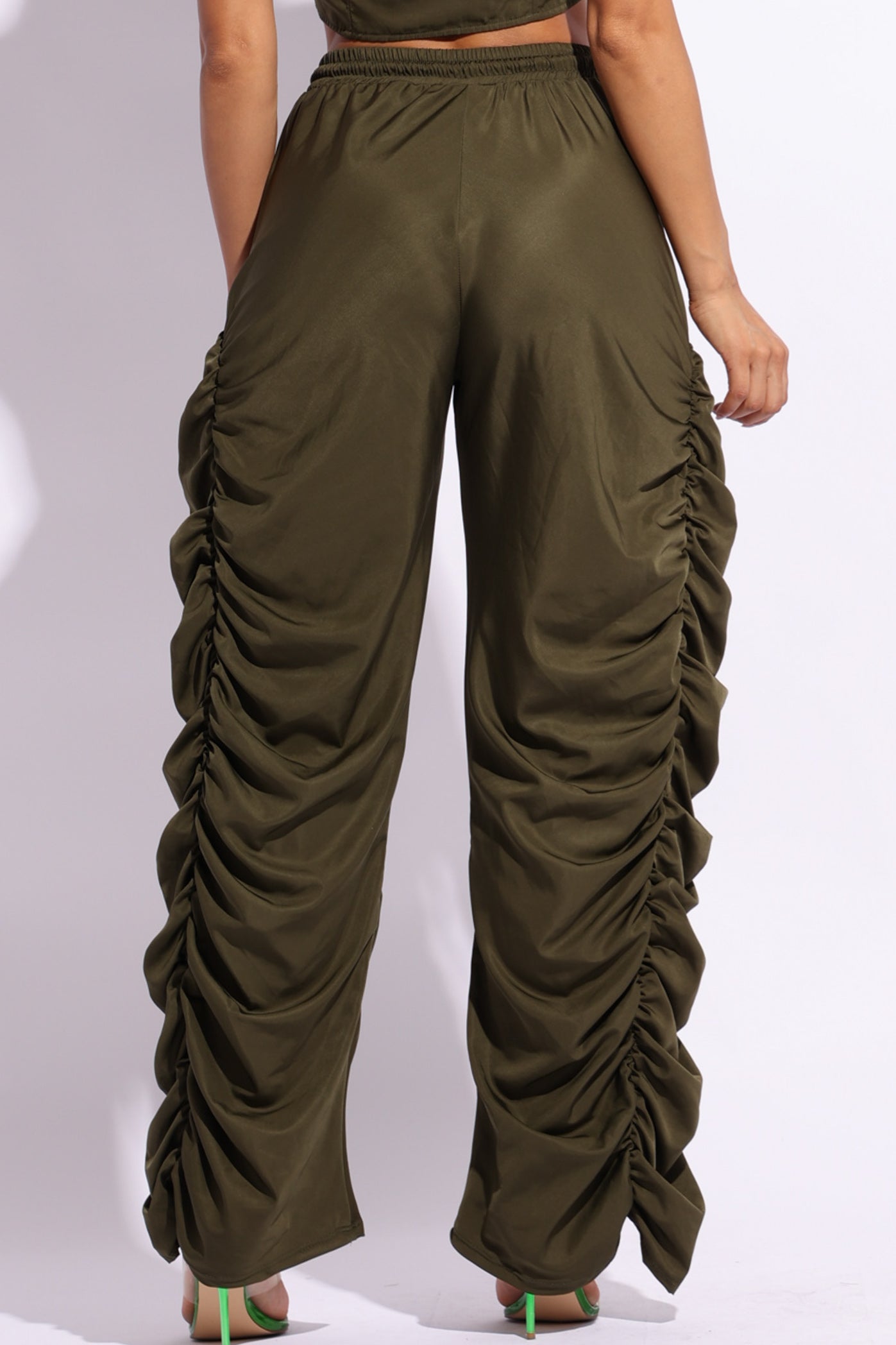 Shirring pants