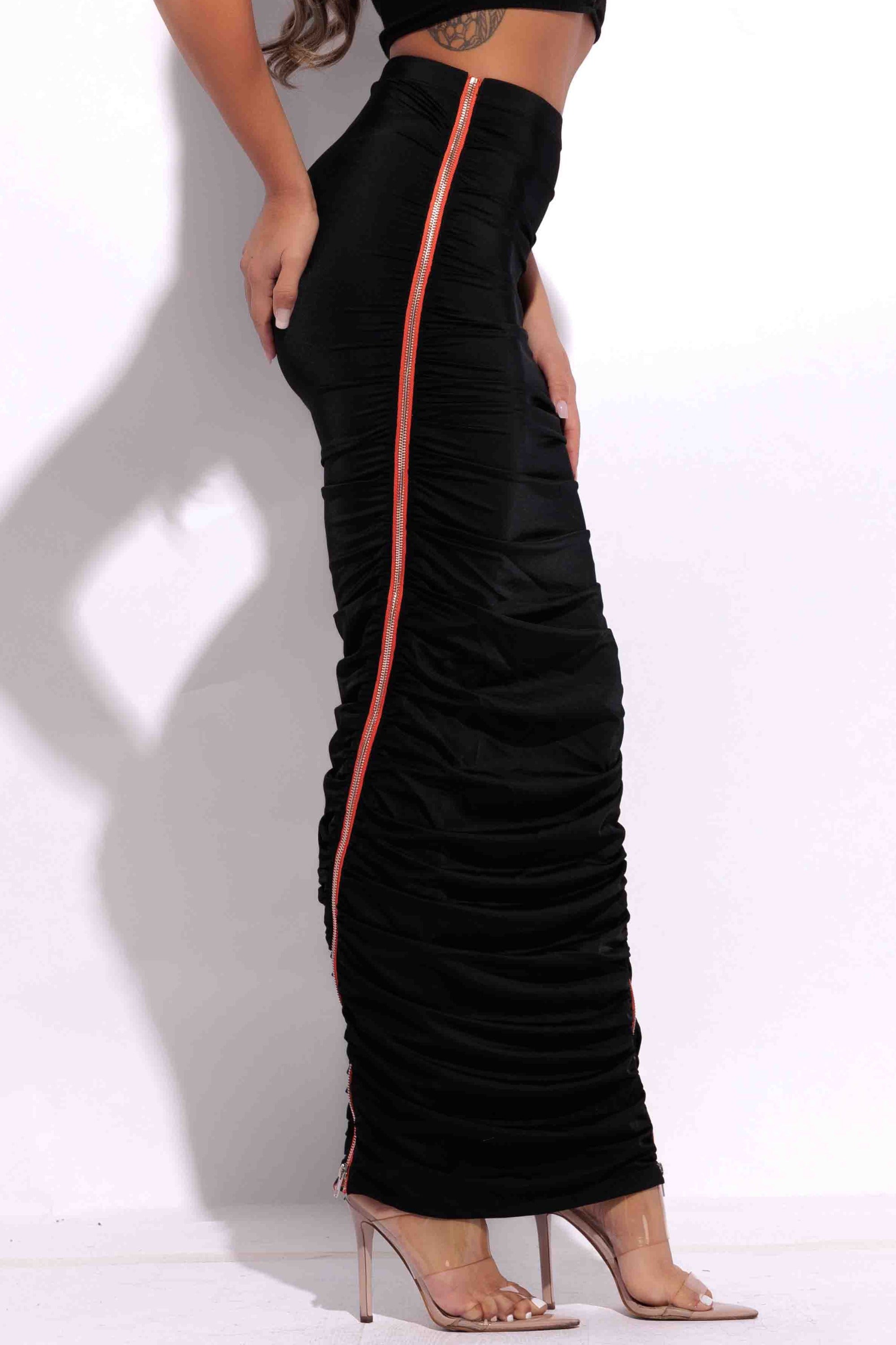 Side zippered ruched maxi skirt