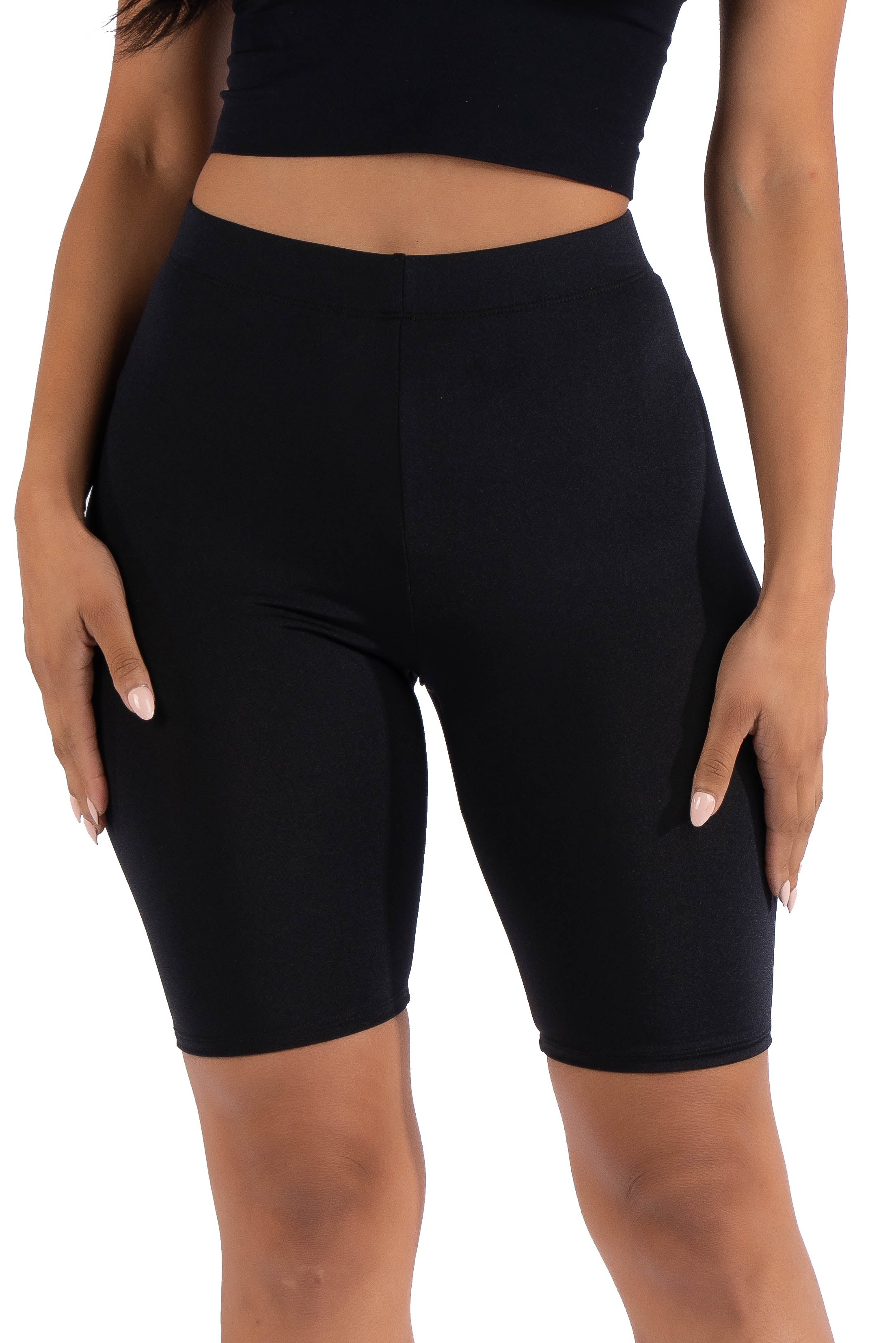 Highwaisted shiny nylon biker shorts in plus size