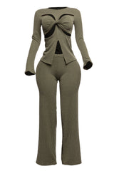 Rib fabric twisted front cut out detailed top & pants set