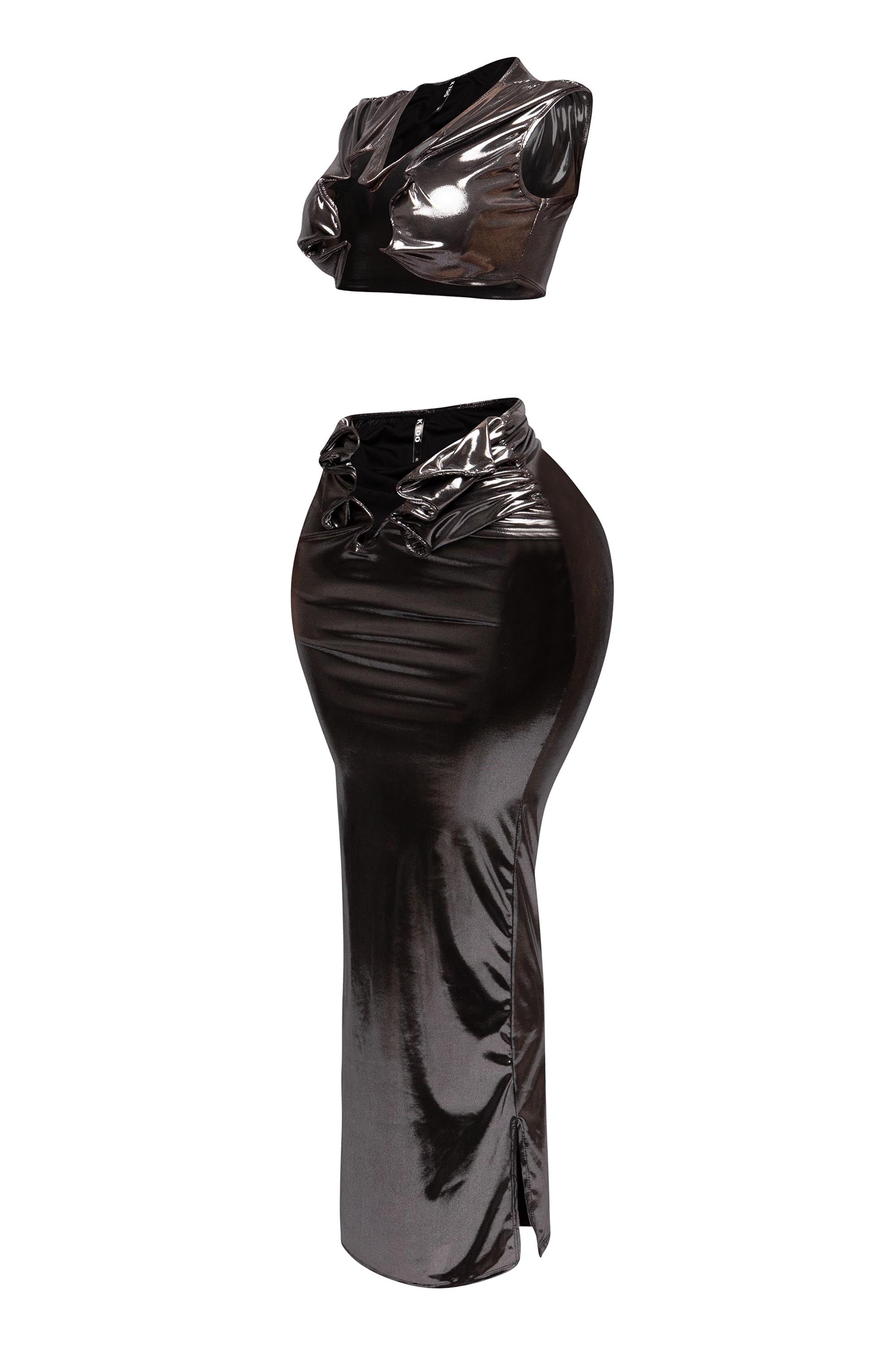 Right profile image of the flex wire tank top and high-waisted maxi skirt in metallic fabric.