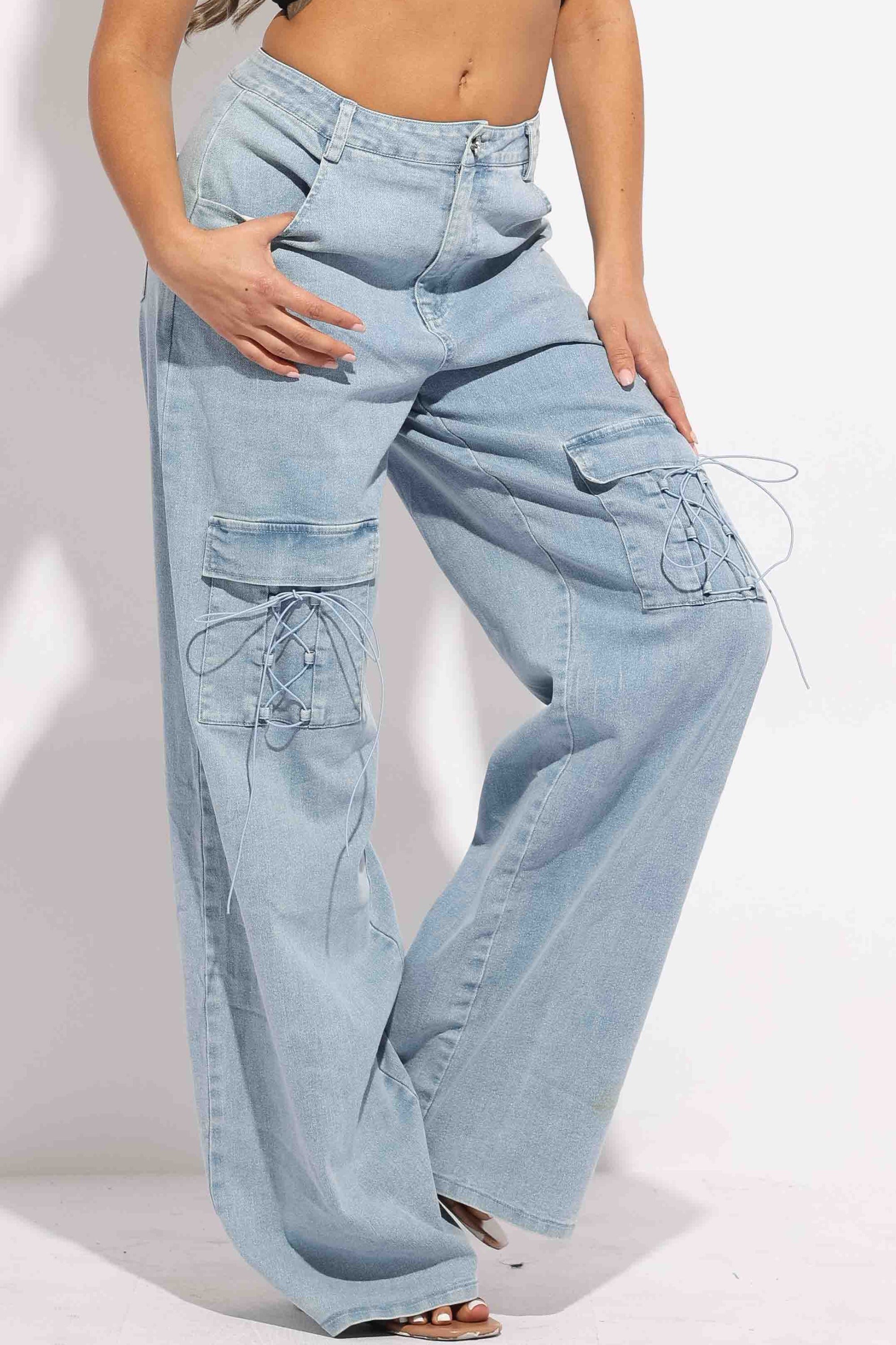 Lace up detailed pants